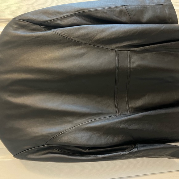 Danier leather jacket - Picture 2 of 3